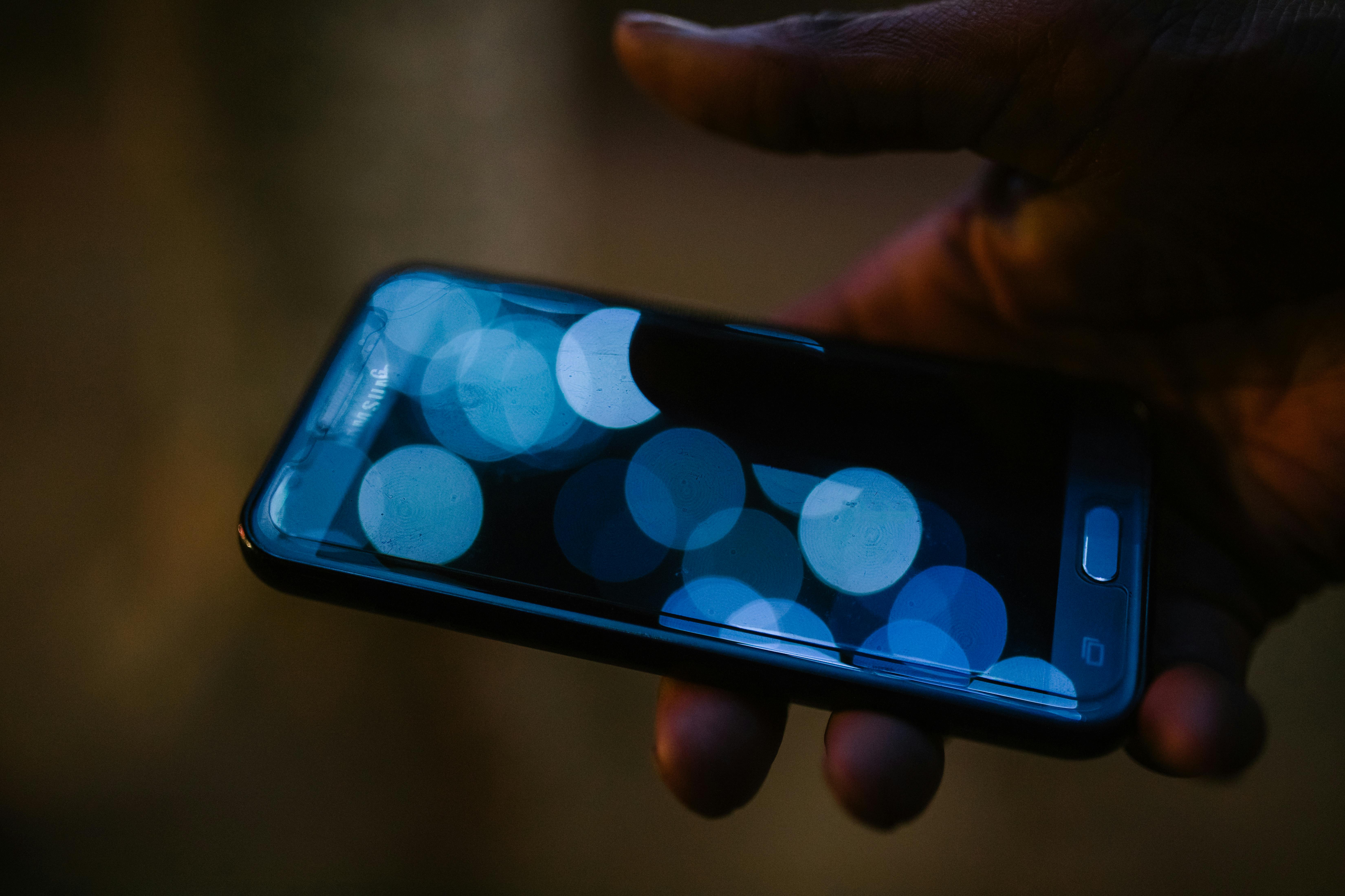 Wat is sexting en waarom doen mensen het eigenlijk?